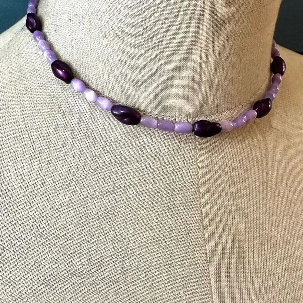 Purple beaded choker necklace - Picture 3 of 7